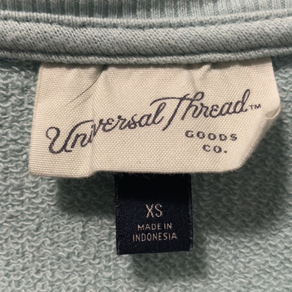 Universal Threads Crew Neck Sweatshirt - Picture 2 of 3
